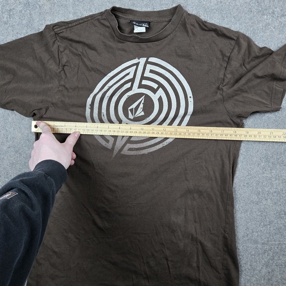 Volcom Shirt Mens Medium Brown Graphic Print Short Sleeve Y2k Skate Lightweight - Picture 7 of 11